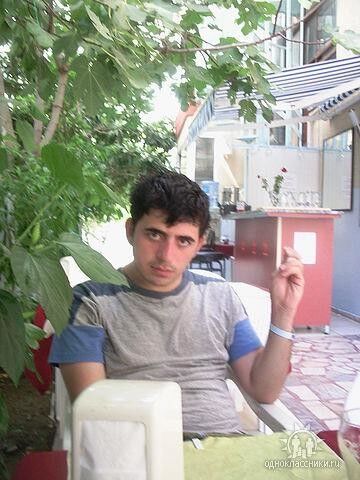  ,   Ilia, 34 ,   