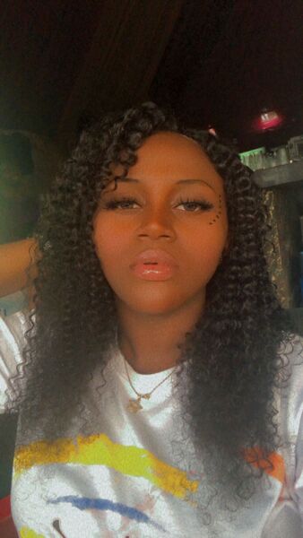  Awka,   Cean, 27 ,   ,   
