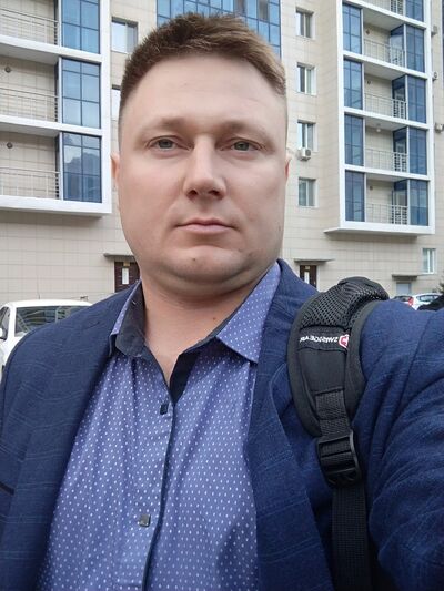 ,   Alex, 38 ,   