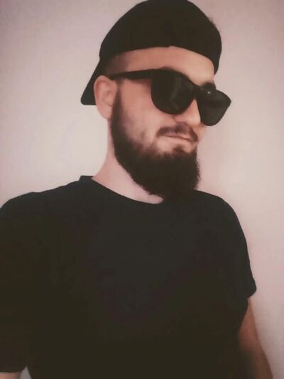  ,   Andriy, 27 ,   ,   , c , 