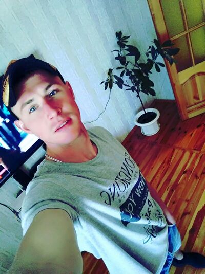  ,   Andrew, 33 ,   ,   , c 