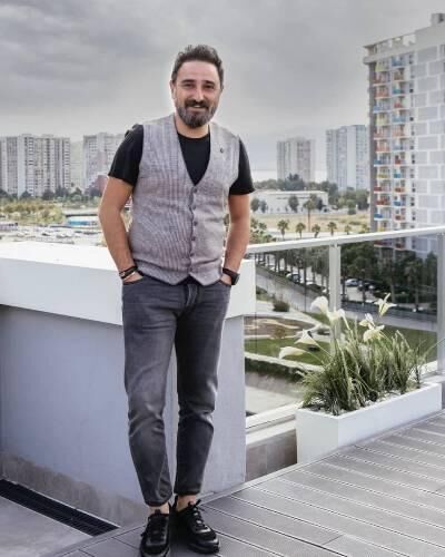  ,   Victor, 60 ,   ,   