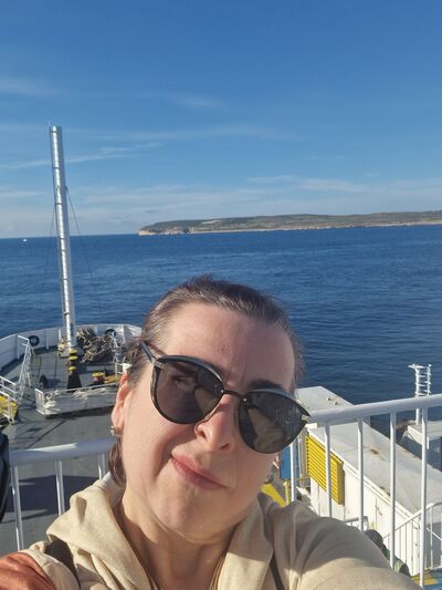 ,   Marina, 49 ,   ,   
