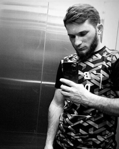  ,   Mans, 26 ,   ,   