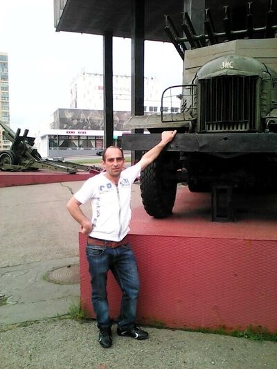  ,   Arman, 47 ,   ,   
