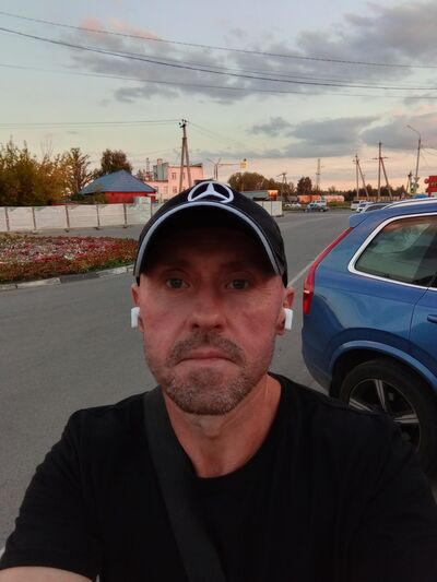  ,   Dima, 49 ,  