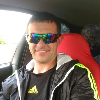  ,   Oleg, 52 ,   