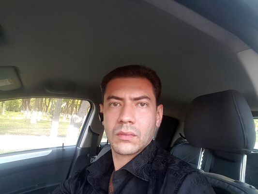  ,   Bek, 38 ,  