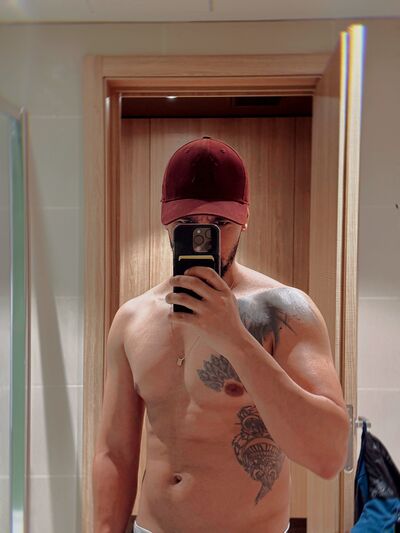  ,   Guilherme, 34 ,  