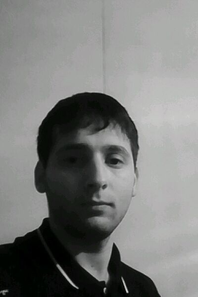  ,   Maxim, 34 ,   ,   , c 