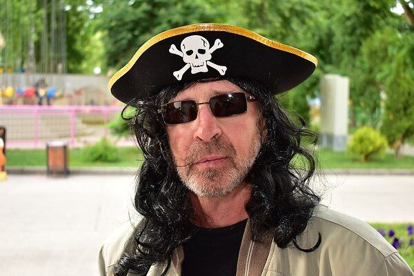  ,   Sergey, 60 ,   ,   