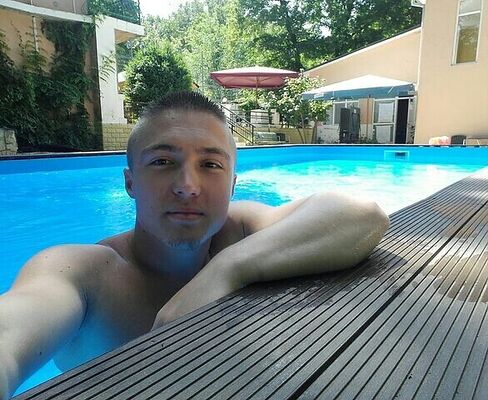  ,   Alex, 35 ,   ,   
