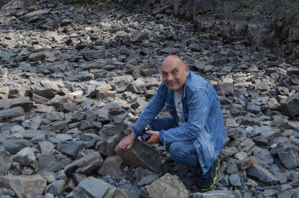  -,   , 52 ,   ,   , c 