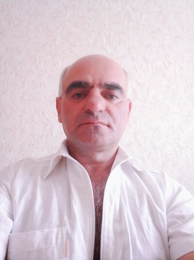  ,   Armen, 53 ,   , 