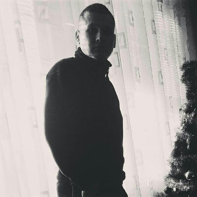  ,   Mikele, 31 ,   