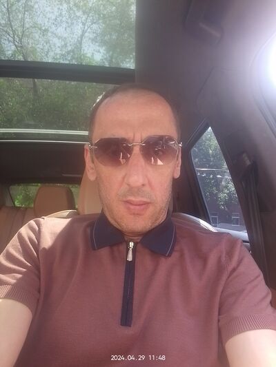  ,   Karen, 44 ,   ,   
