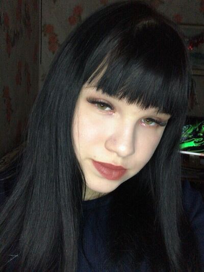  ,   Kristina, 19 ,   