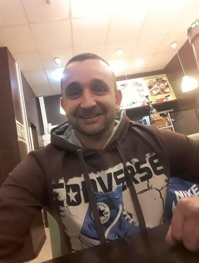  ,   Valentin, 38 ,     , c 