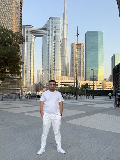  ,   Bek, 34 ,   ,   , c , 