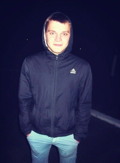  ,   Vladislav, 33 ,   ,   , c 