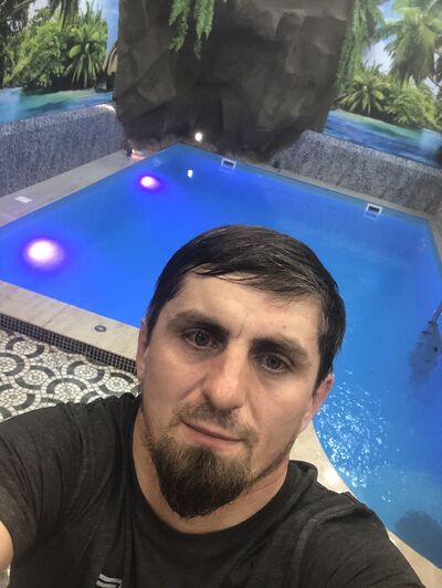  ,   Ali, 40 ,   ,   