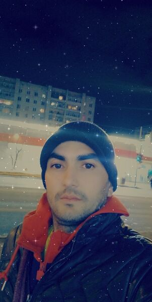  ,   Amir, 31 ,   ,   