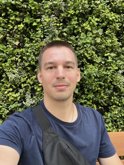  ,   Ivan, 28 ,   ,   