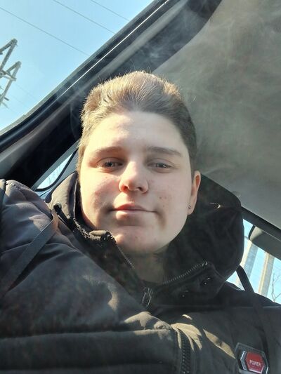  --,   Zhenya, 22 ,   ,   