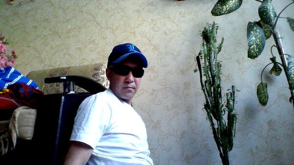  ,   Alex, 48 ,   