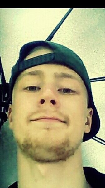  ,   Andrey White, 27 ,   ,   , c 