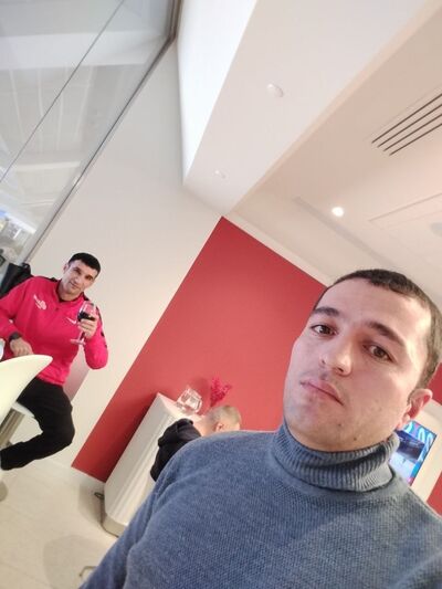  ,   Ilyosjon, 32 ,   ,   