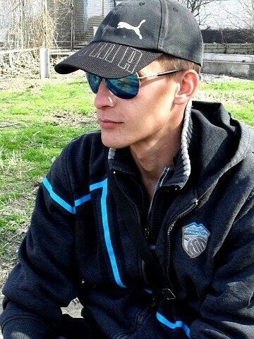  ,   Shadow, 34 ,  
