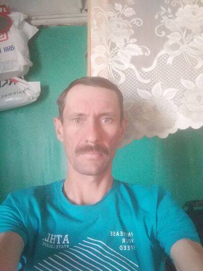  ,   Aleksangor, 45 ,  