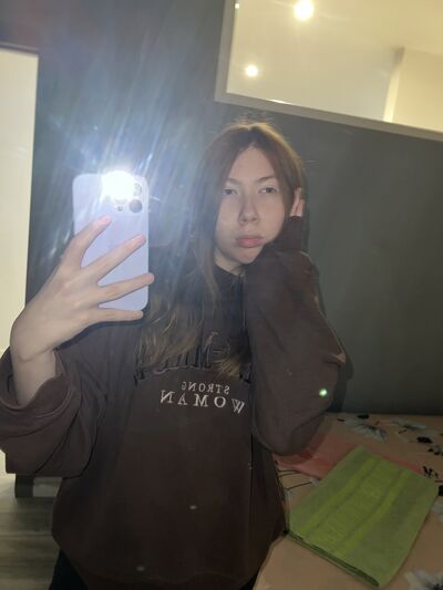  ,   Angelina, 18 ,   ,   