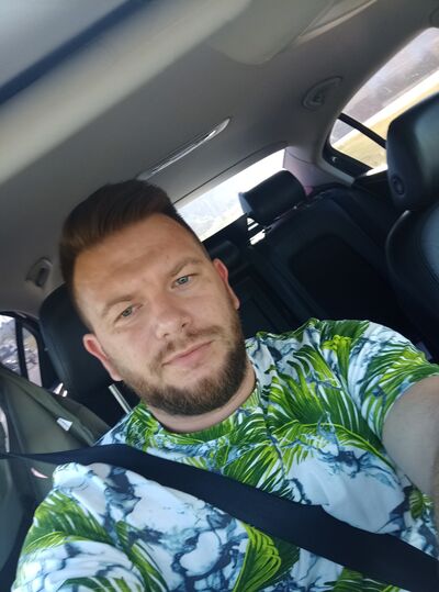 ,   Maxim, 34 ,   ,   