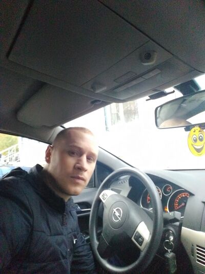  ,   Evgenii, 38 ,   ,   , c 