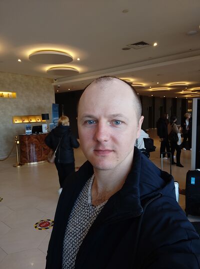  ,   PAVLYHA, 38 ,  