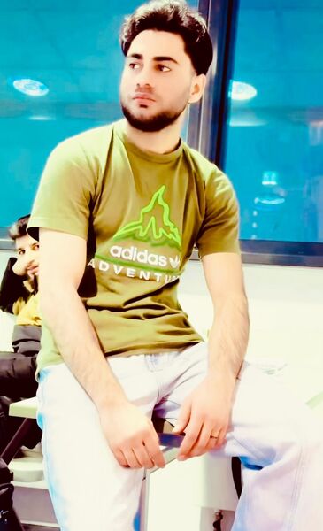  ,   Arman, 19 ,   ,   