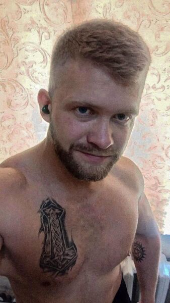  ,   Ruslan, 33 ,  