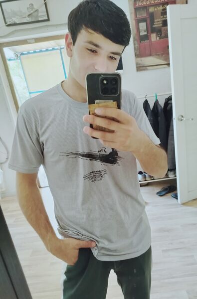   ,   Mamurbek, 22 ,   ,   