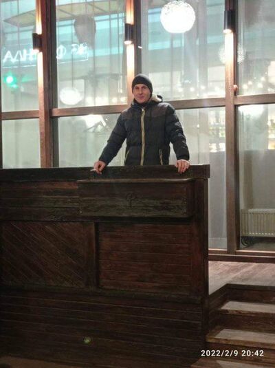  ,   Anton, 29 ,   ,   