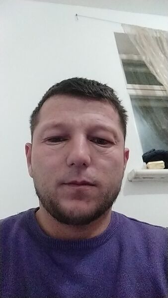  ,   Qobiljon, 37 ,   ,   