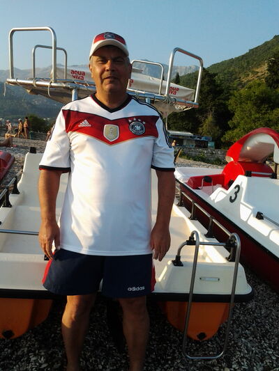  ,   Yuri, 66 ,   ,   , 