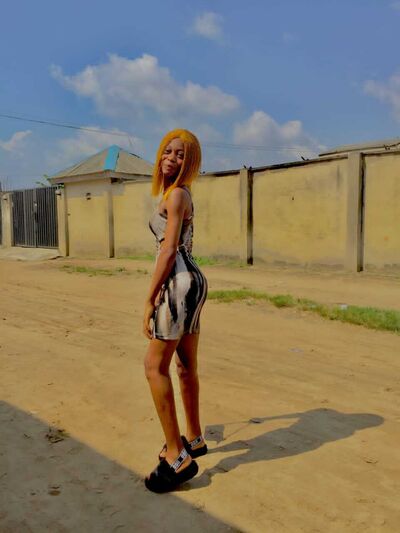  Lagos,   Ashley Woods, 27 ,     , c , 