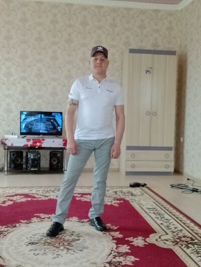  ,   Alexander, 44 ,   ,   
