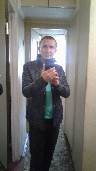   ,   Maks, 42 ,   ,   , c 