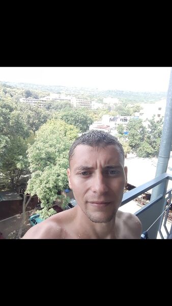  ,   Ruslan, 35 ,   ,   , c , 