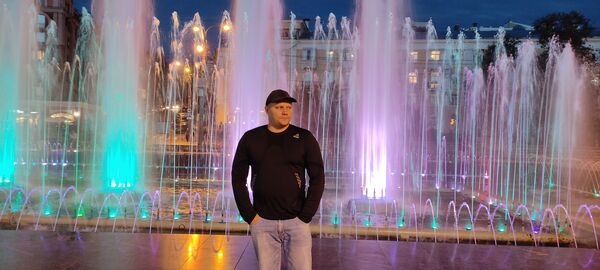  ,   Sergio, 40 ,   ,   , c 