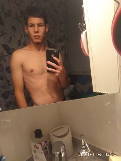  ,   Brayan, 21 ,   ,   