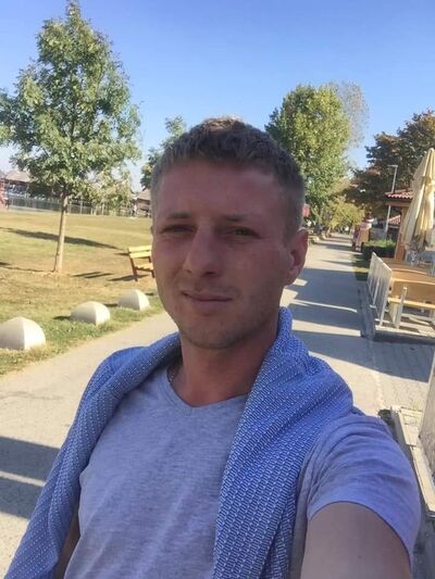  ,   Adam, 35 ,   ,   